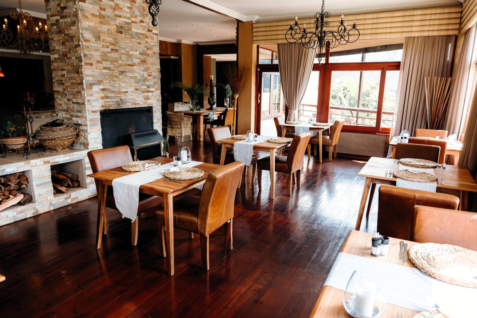 Bambuu Lakeside Lodge ヘイジービュー エクステリア 写真